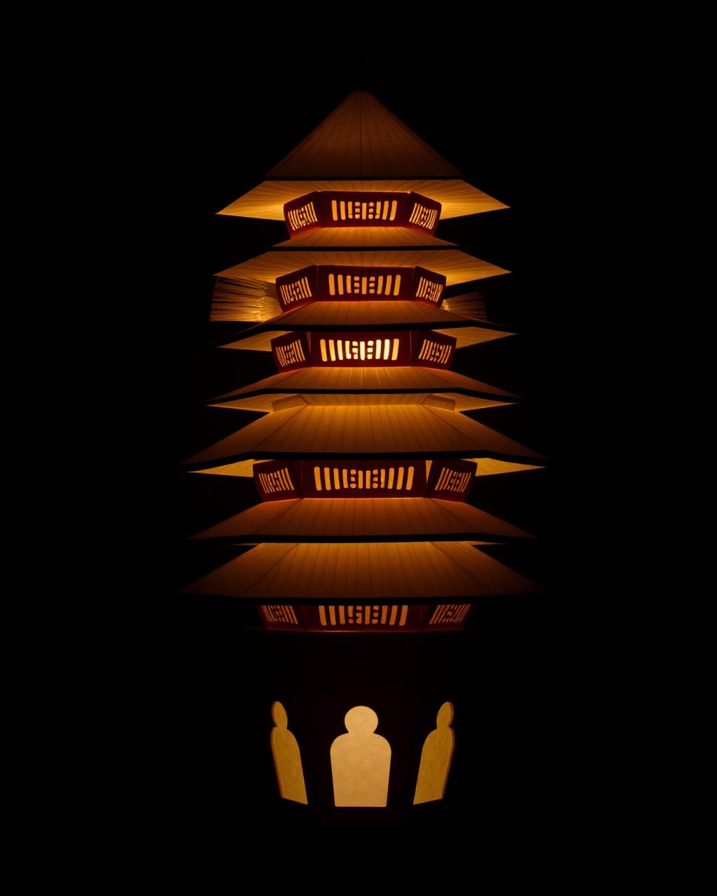 Lampe Forme Pagode en papier lokta