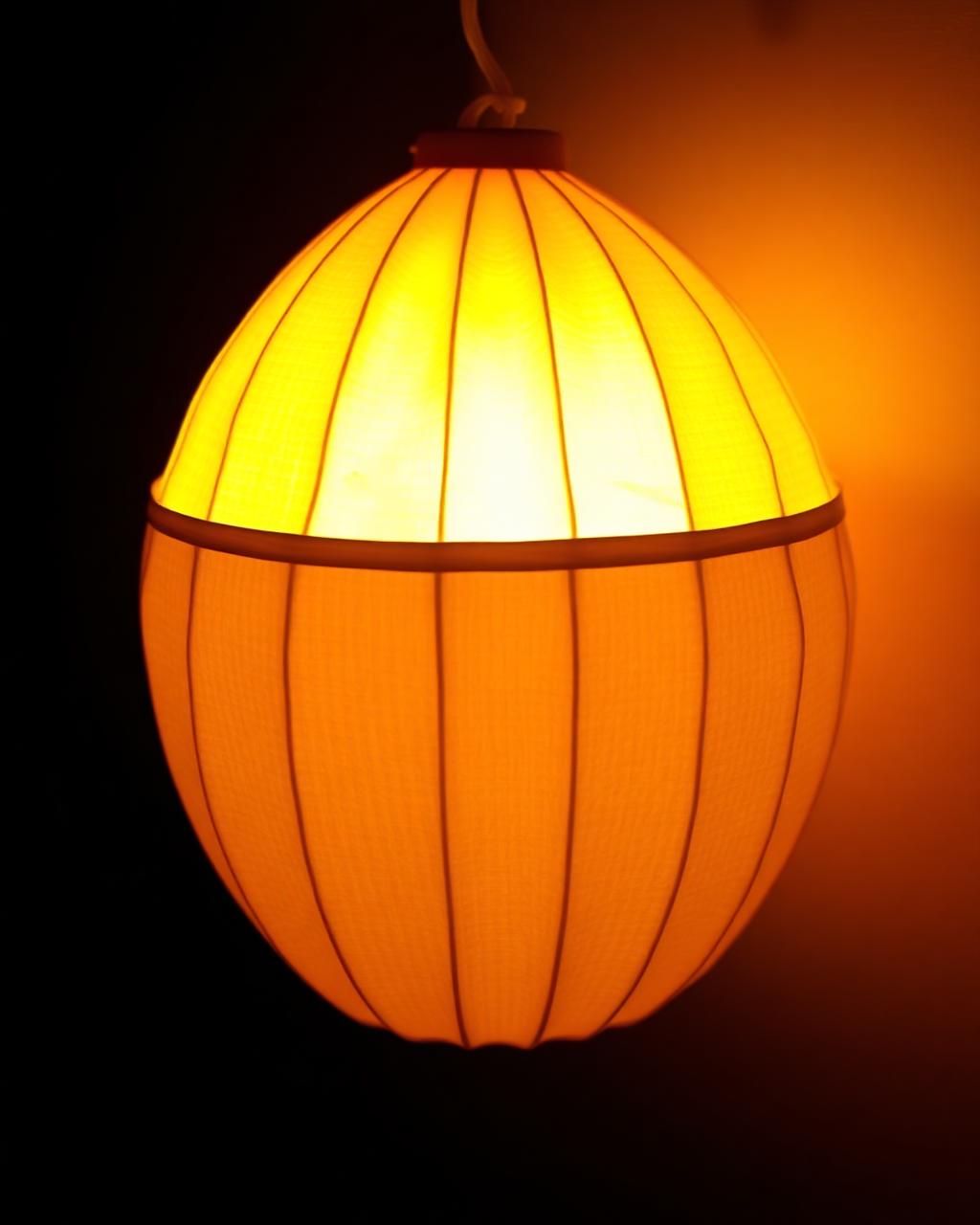 Lampe Forme Stupa en papier lokta